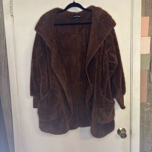Zenana Outfitters Size Medium Cozy Brown Faux Fur Jacket